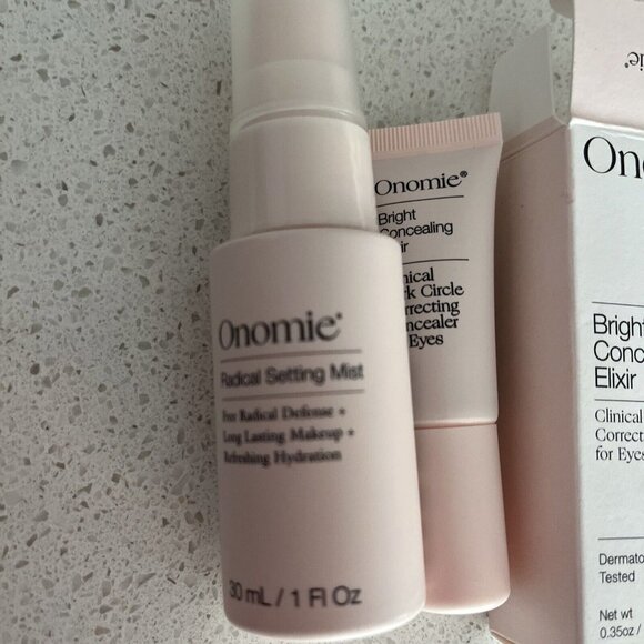 ONOMIE Bright Concealing Dark Circle Corrector Zhao Tan Neutral & Setting Spray - Picture 2 of 6